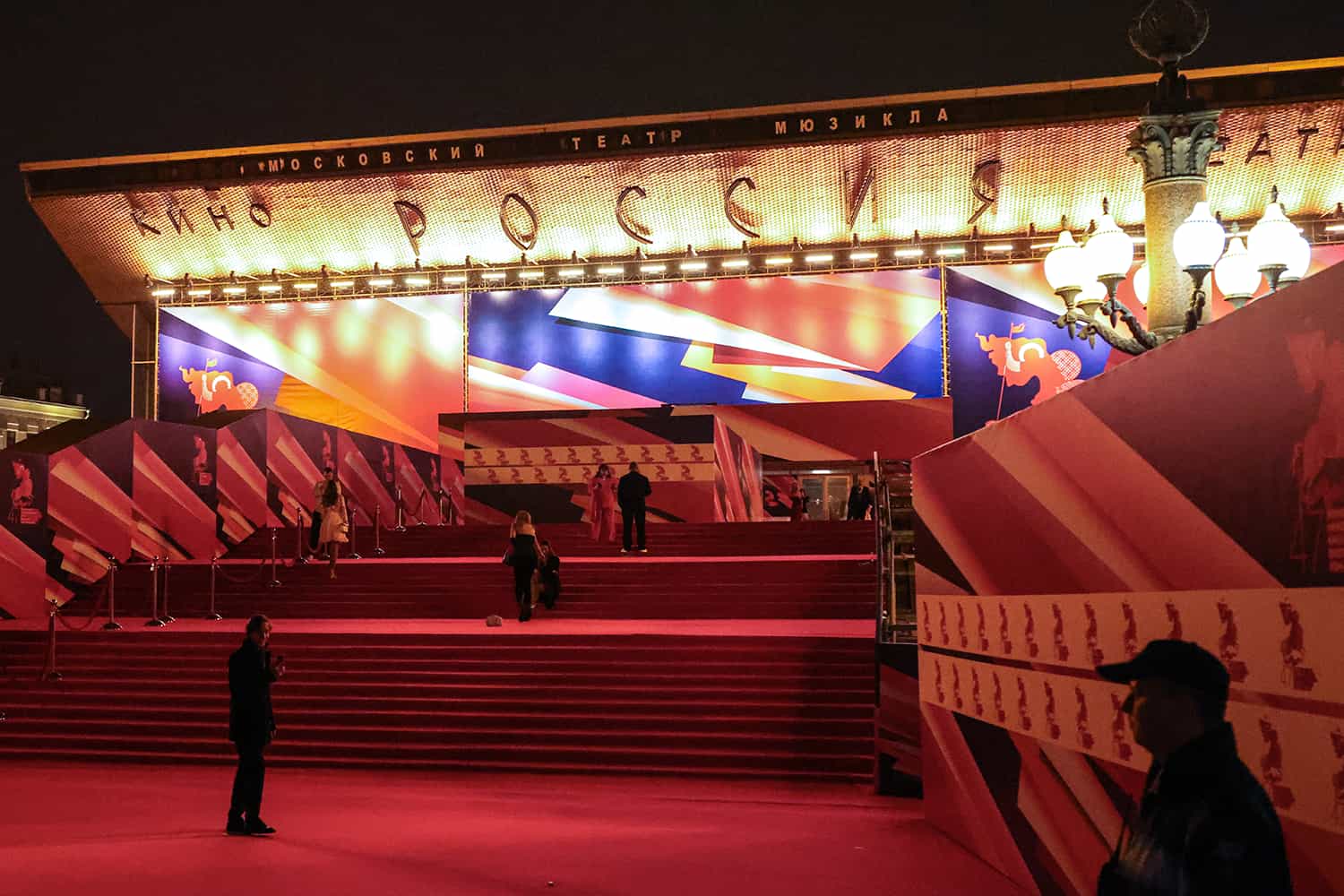 Гид по городским праздникам и фестивалям: незабываемые события этого сезона - 3